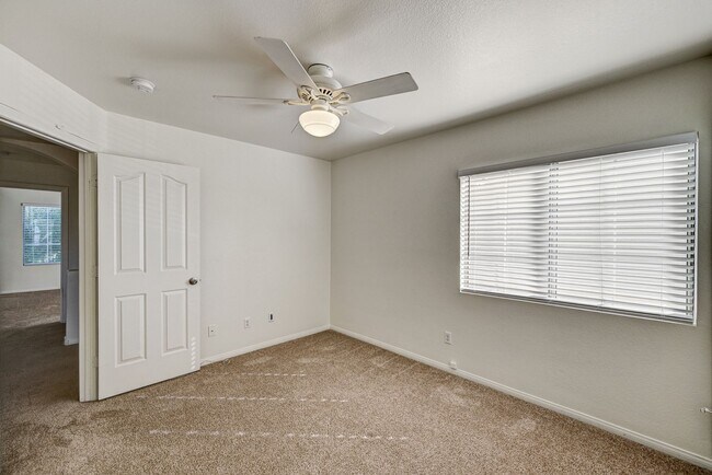 Building Photo - Tri-Level Home with Pool & Spa in Henderson, 89074