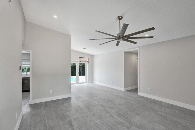 Building Photo - 11627 SW 50th St