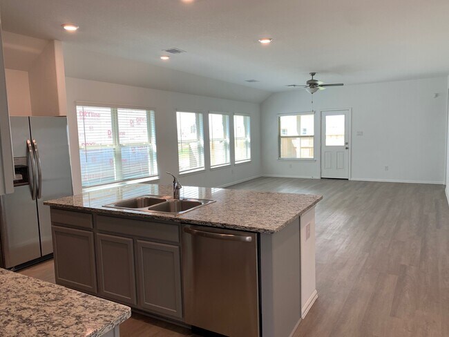 Building Photo - 3707 Gentle Meadow Dr