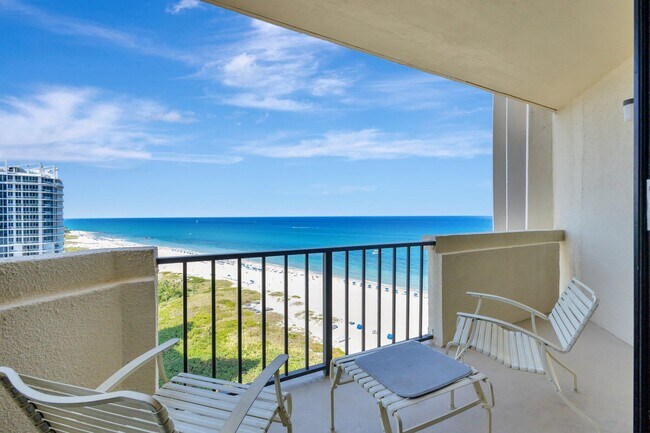 Primary Photo - 2800 N Ocean Dr