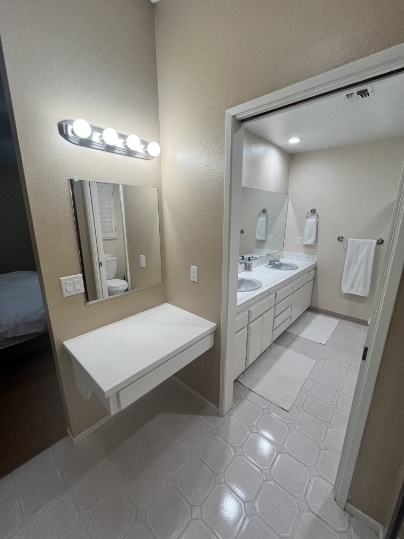 Building Photo - 64747 Pinehurst Cir