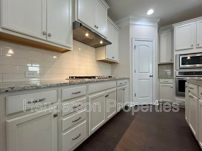 Building Photo - 17027 Challory Gln Wy