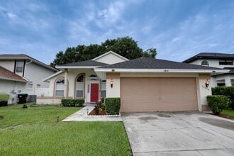 Building Photo - 10038 Little Teak St