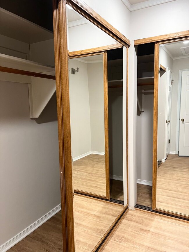 Building Photo - 3205 George Cir