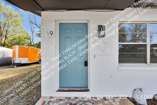 Building Photo - 1884 NE 77th St