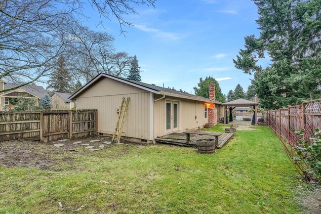 Building Photo - Charming 3 bed, 2 bath rental home in Milwaukie!