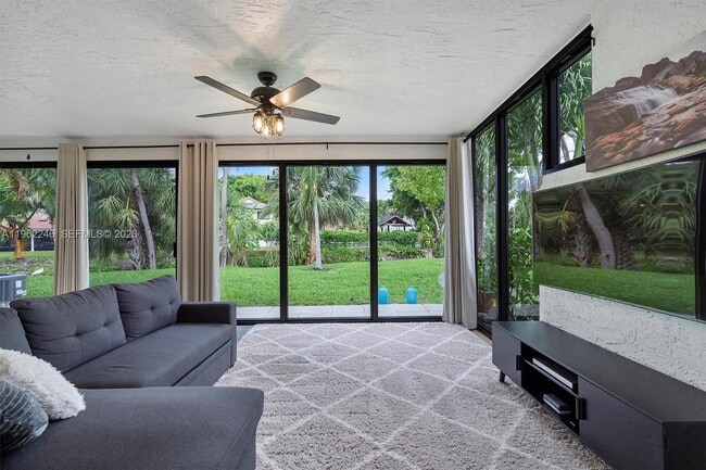 Building Photo - 385 NW 36th Ave