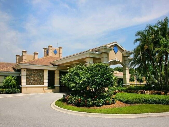 Building Photo - 915 Fairwaycove Ln