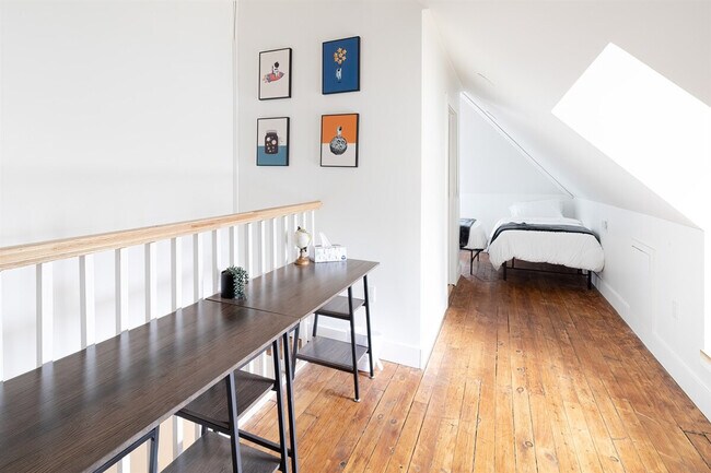 Building Photo - 10628 Lee Ave