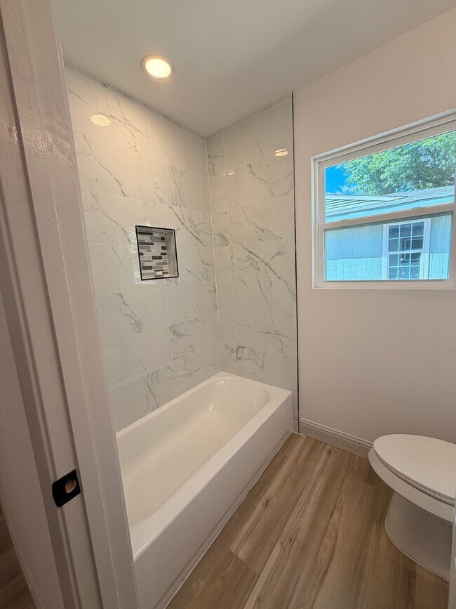 Building Photo - 3 Pershing Dr