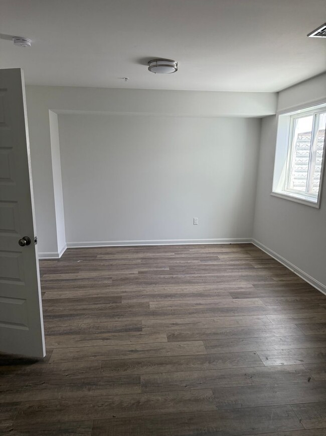 Building Photo - 11106 Gopher Dr N