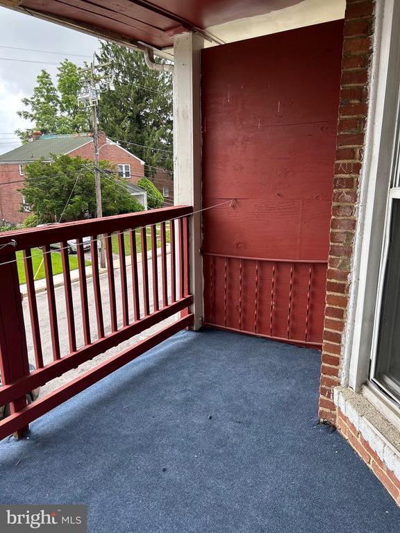 Building Photo - 4008 Mortimer Ave