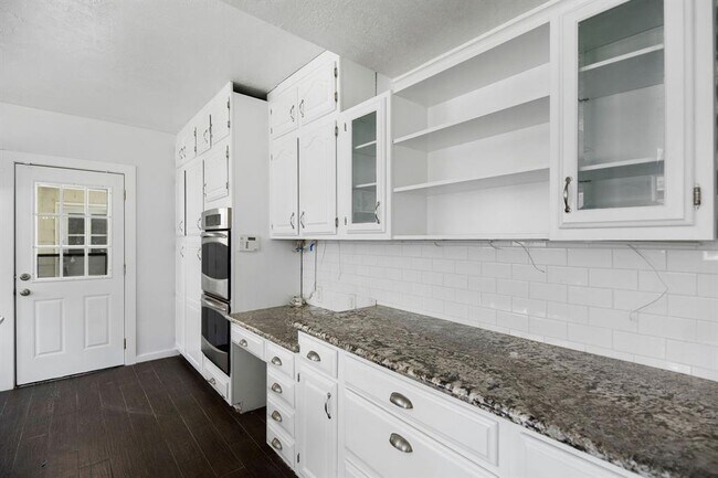 Building Photo - 3424 S MacGregor Way