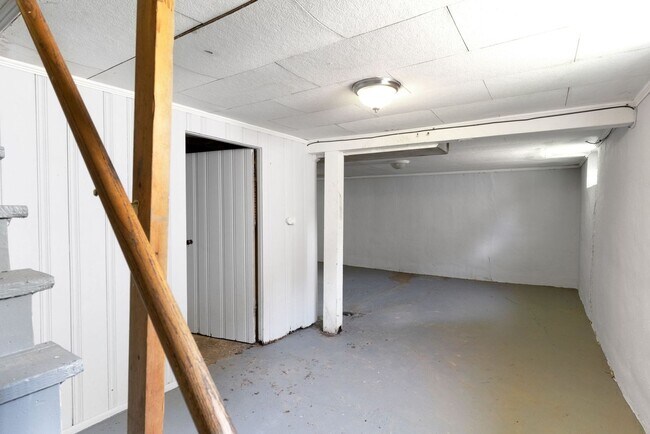 Building Photo - Charming 2BR House in Saint Louis