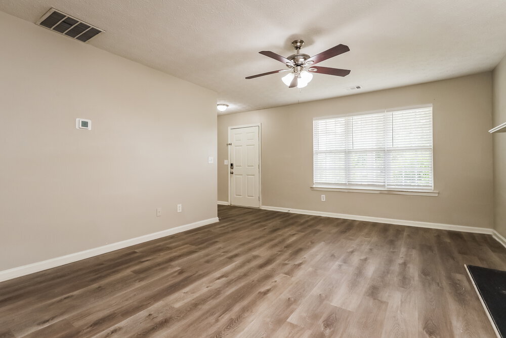 Building Photo - 154 Vinings Dr