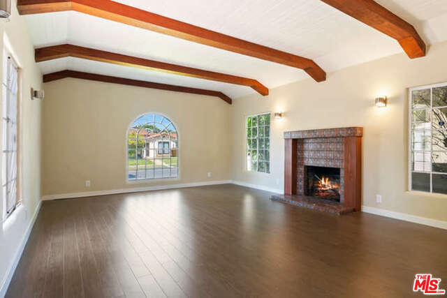Building Photo - 1152 S Point View St