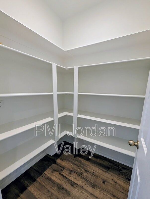 Building Photo - 2123 Wallflower Dr