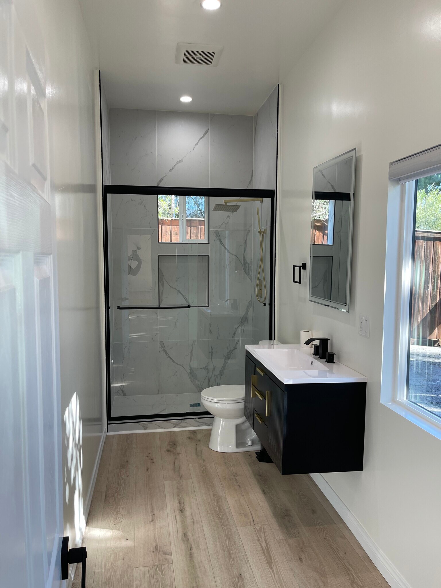 Building Photo - 9859 Foothill Blvd