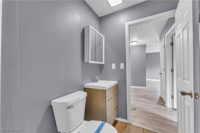 Building Photo - 1771 E 37th St