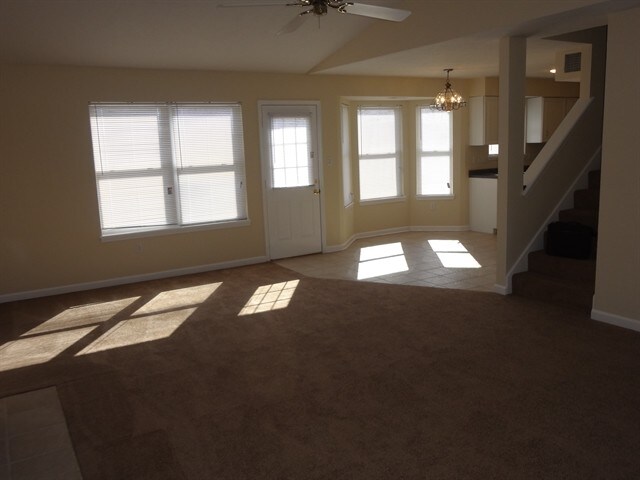 Building Photo - 17879 Grassy Knoll Dr