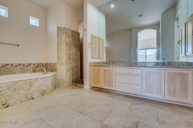 Building Photo - 11113 E Betony Dr
