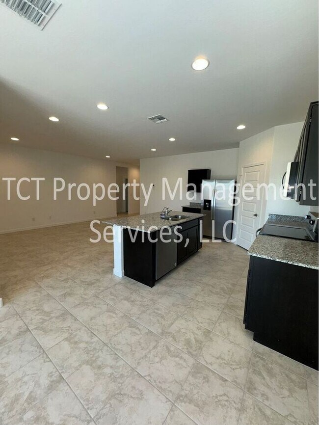Building Photo - Brand New Home in San Tan Valley!