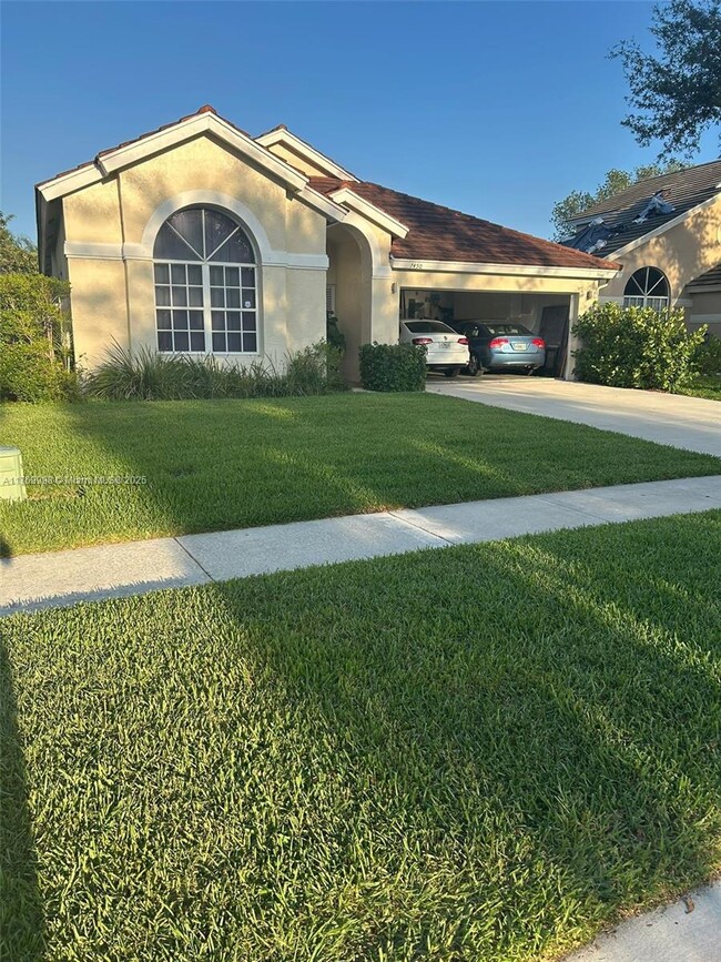 Building Photo - 7450 Trescott Dr