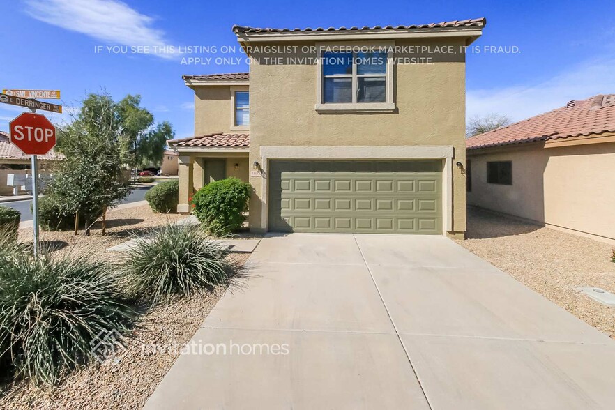 Primary Photo - 1042 S San Vincente Ct