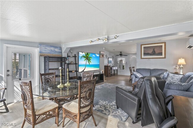 Building Photo - 7150 Cobiac Dr