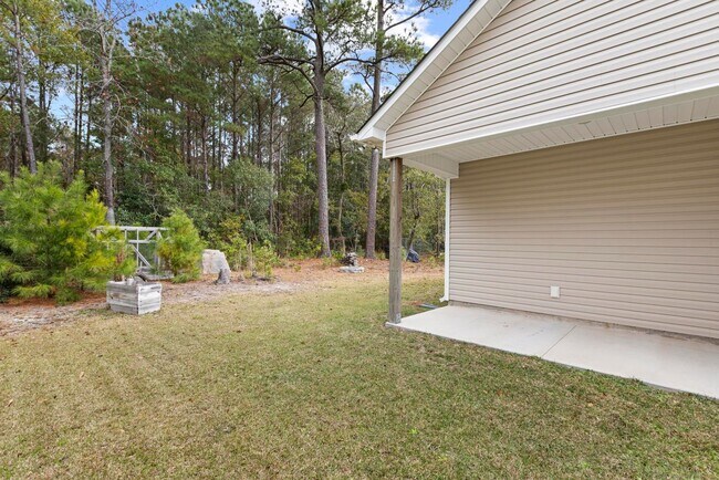 Building Photo - Hampstead Home For Rent