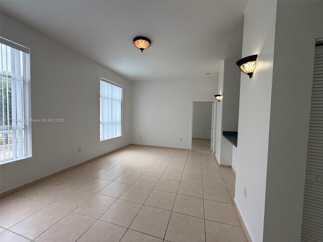 Building Photo - 7420 W 20th Ave