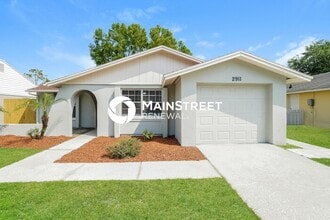 Building Photo - 3 Bedroom Pet-Friendly Home in TAMPA, FL with Main Street Renewal