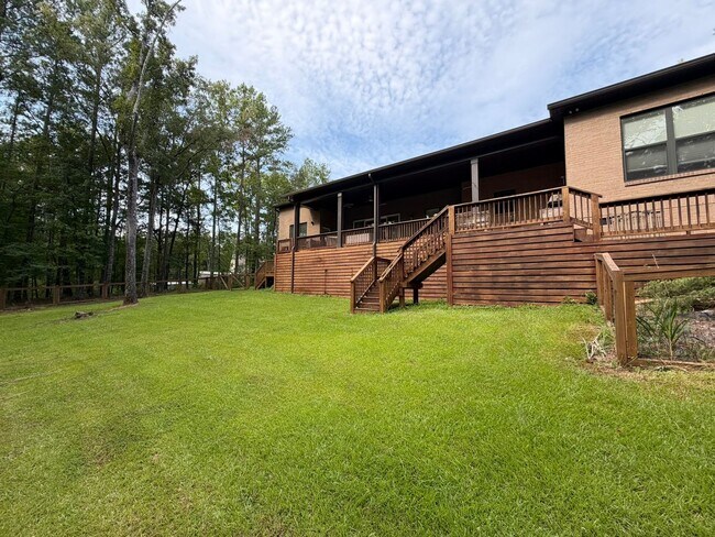 Building Photo - 110 Sterling Point Rd