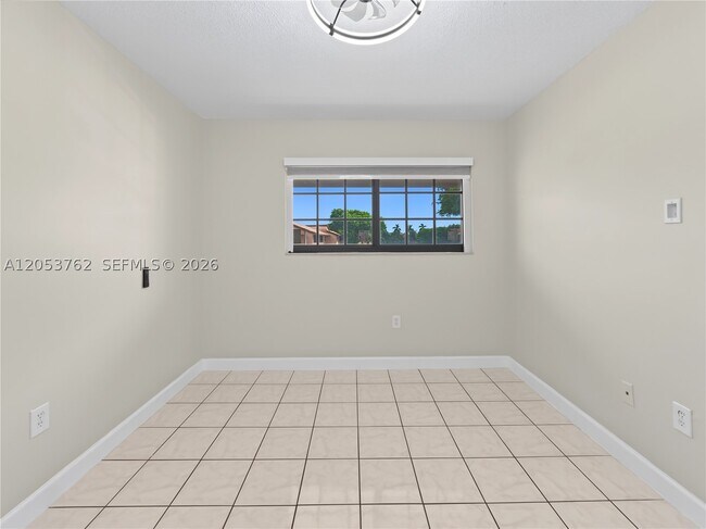 Building Photo - 13314 SW 60th Ln