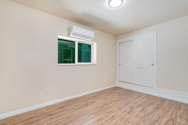 Building Photo - 9342 Chalk Hill Rd