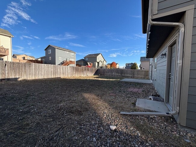 Building Photo - 3 Bed 2.5 Bath w/AC - MileStoneRES