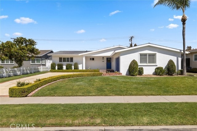 Building Photo - 1430 Mariners Dr