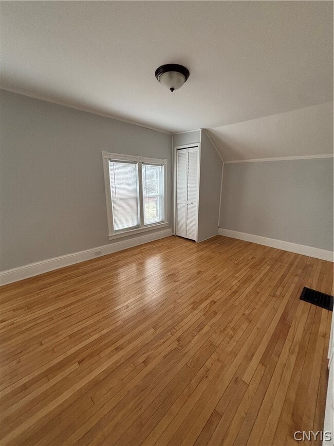 Building Photo - 1108 Salina St