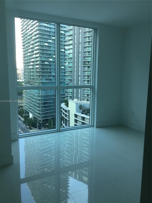 Building Photo - 1080 Brickell Ave