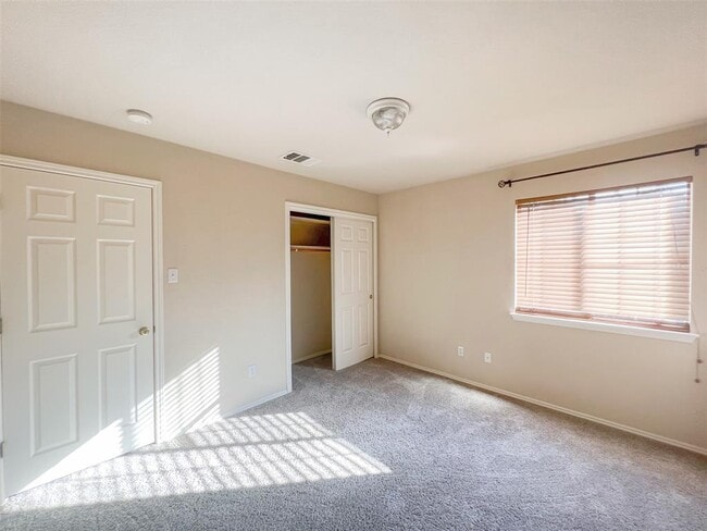 Building Photo - 10717 Strand St