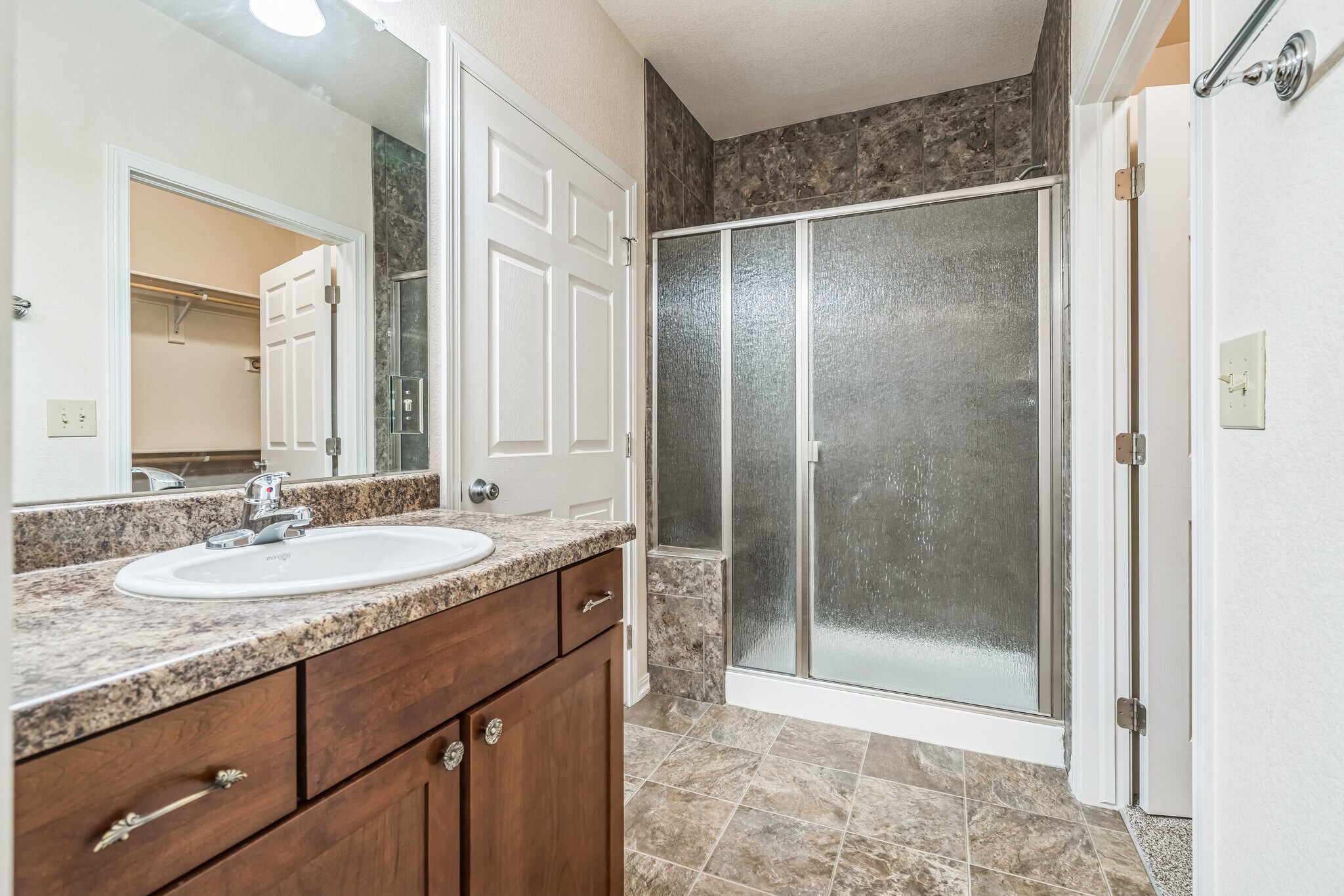 Building Photo - 1530 Little Bear Creek Pt
