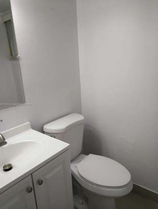 Building Photo - 110 Fontainebleau Blvd