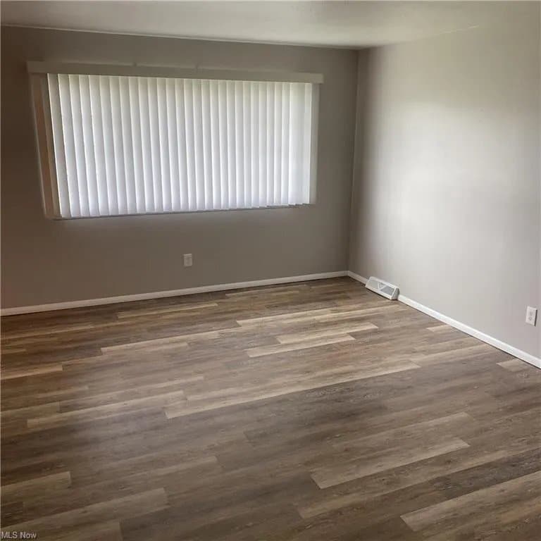 Building Photo - 533 Bon Air Ave