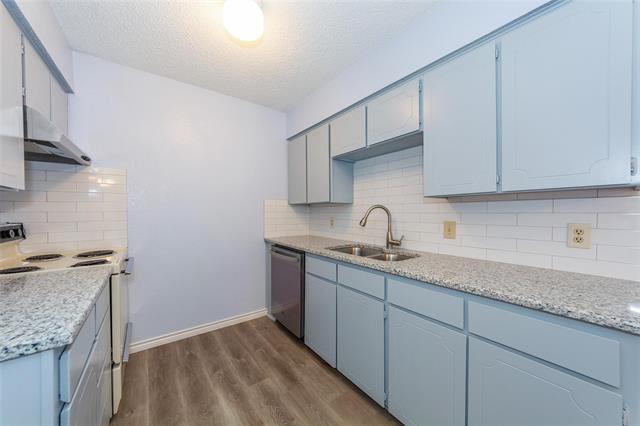 Building Photo - 1826 Family Cir