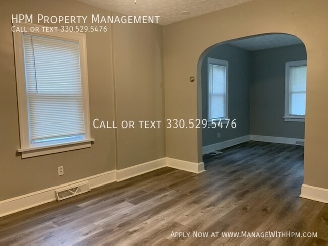 Building Photo - 816 Cody Ct NW