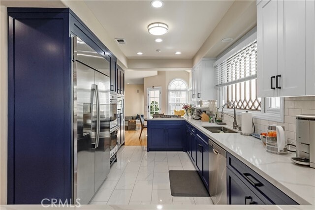 Building Photo - 336 10th St