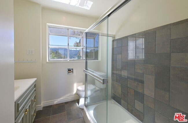 Building Photo - 11764 Laurelcrest Dr