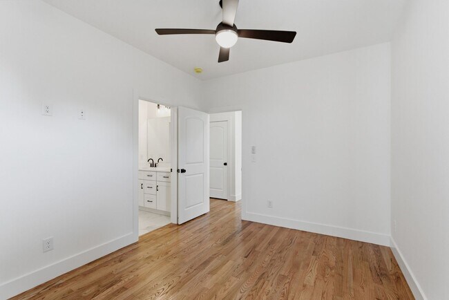 Building Photo - Stunning 4 bedroom East Nashville New Construction