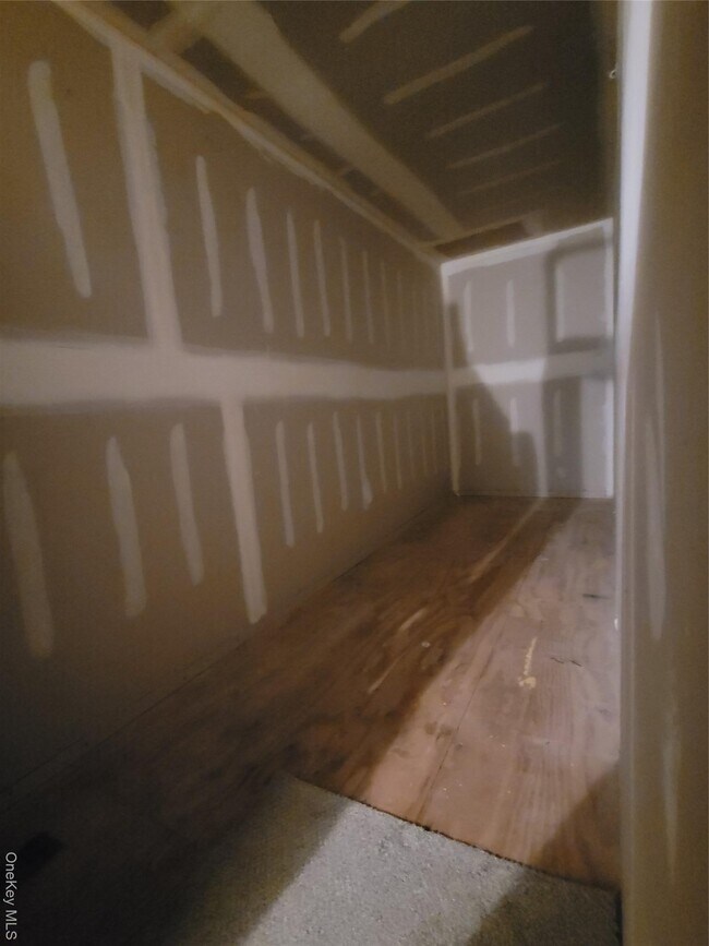 Building Photo - 123 Ruth Ct