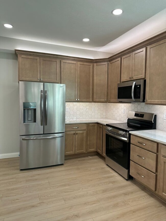 Building Photo - Spacious 4-Bedroom Single-Family Home in W...